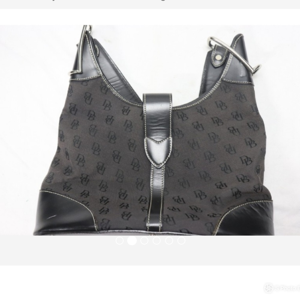 Dooney & Bourke purse pocketbook